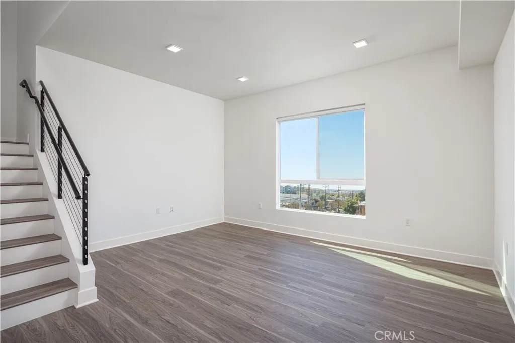 6800 Variel Avenue - Photo 1