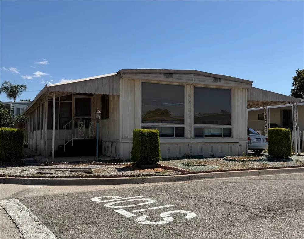 158 Sir Damas - Photo 1