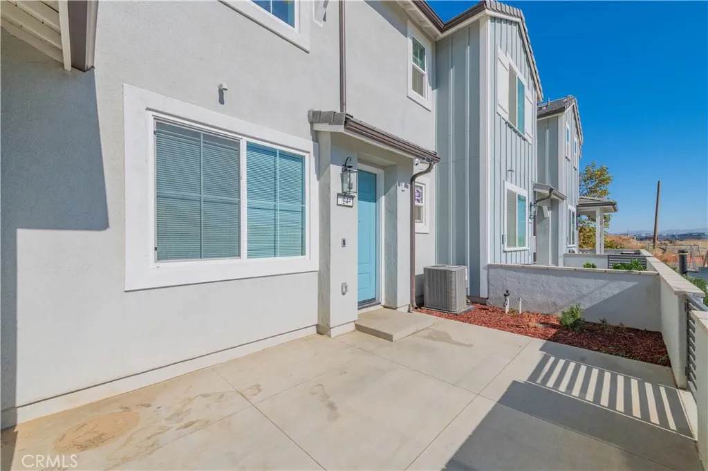 4096 Peony Paseo - Photo 1