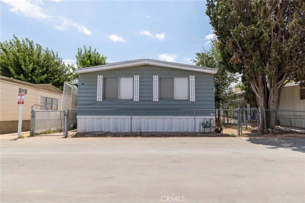 9120 Hesperia - Photo 1