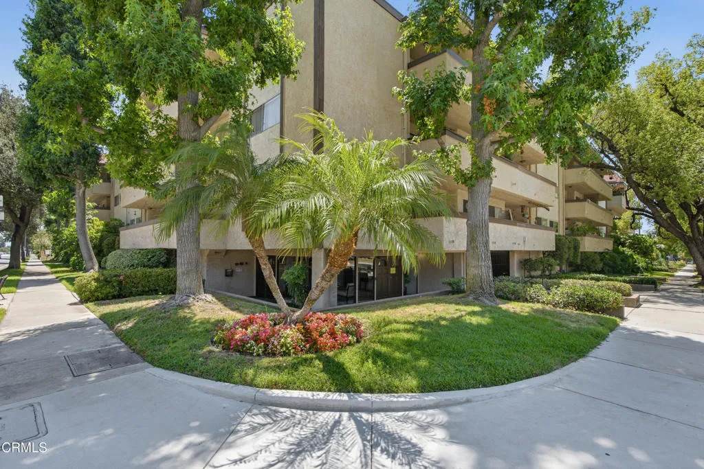 2386 Del Mar Boulevard - Photo 1