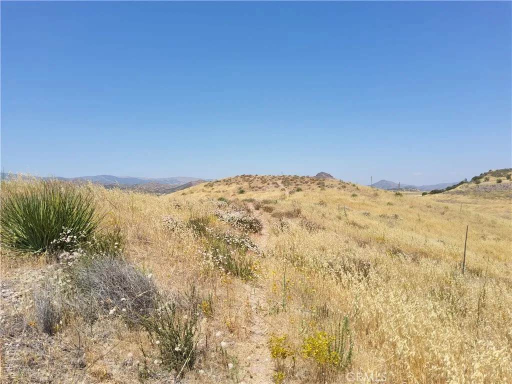 0 9 - Photo 1