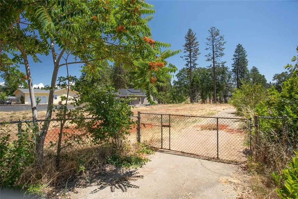 7170 Clark - Photo 1