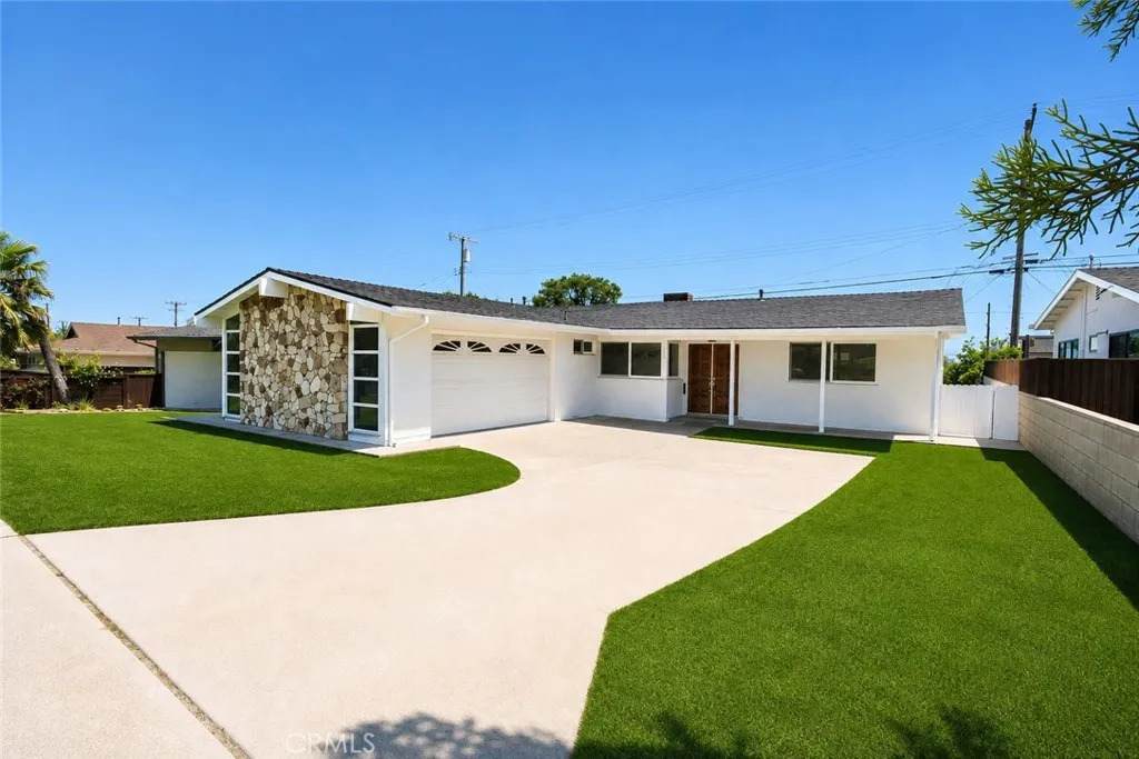 1290 Brightwood Street - Photo 1