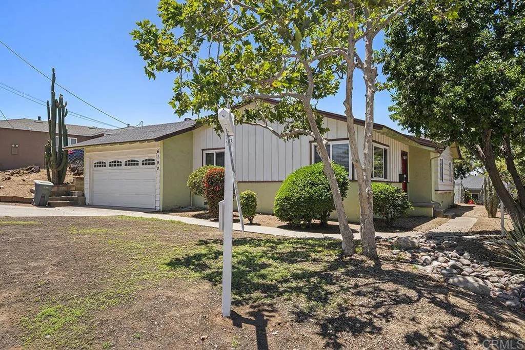 6190 Nancy Dr - Photo 1