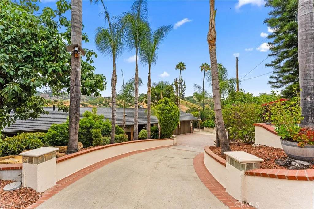 https://bt-photos.global.ssl.fastly.net/sandiego/orig_boomver_2_306758520-1.jpg