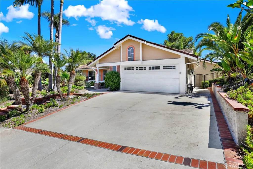 2912 Estancia - Photo 1