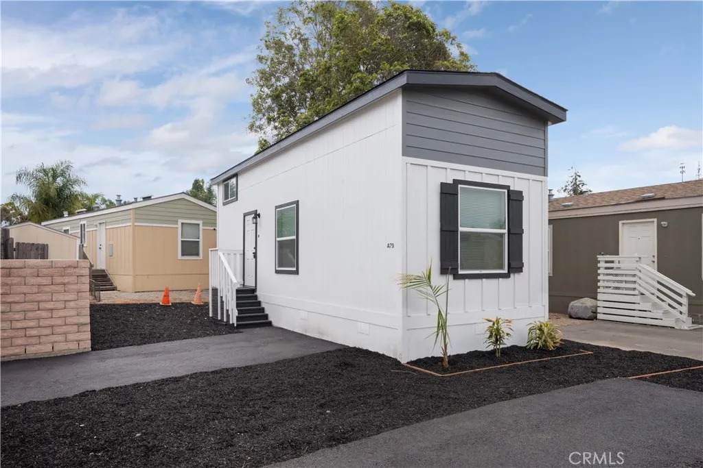 145 South - Photo 1
