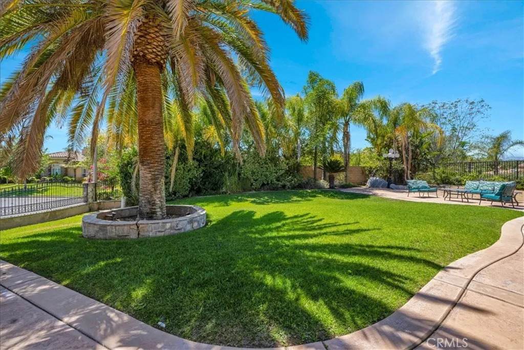 https://bt-photos.global.ssl.fastly.net/sandiego/orig_boomver_2_306759307-1.jpg