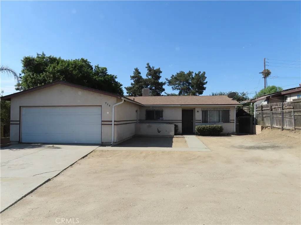 925 Navajo Road - Photo 1