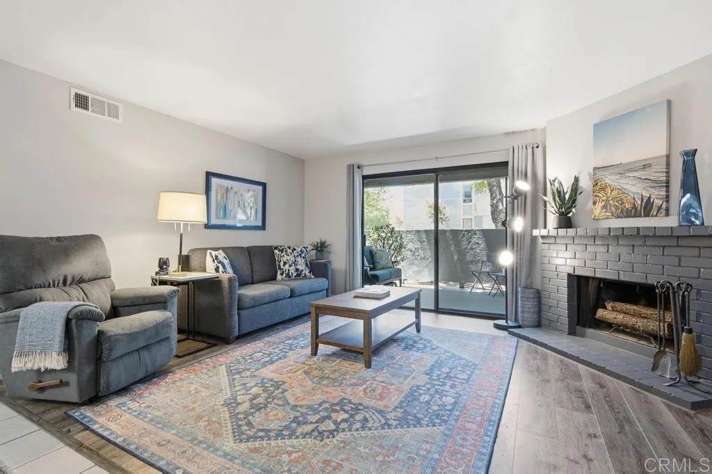 1040 Washington Avenue - Photo 1