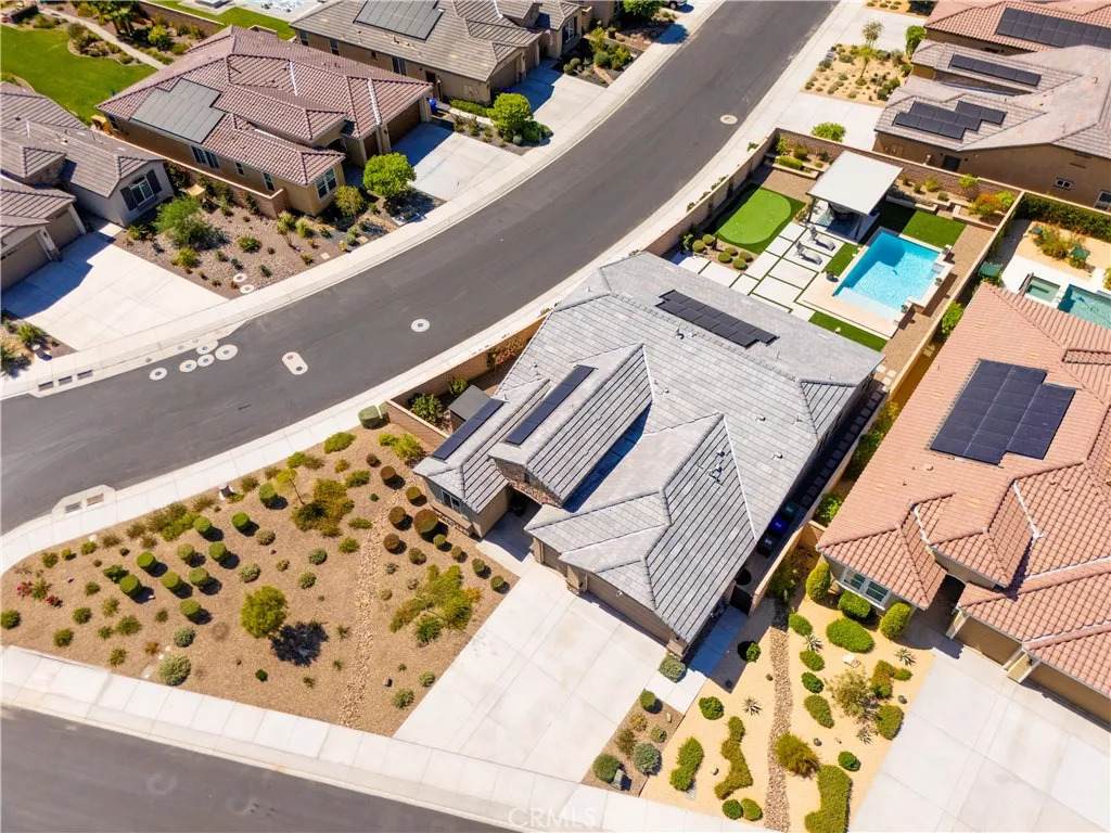 84902 Corso Court - Photo 1
