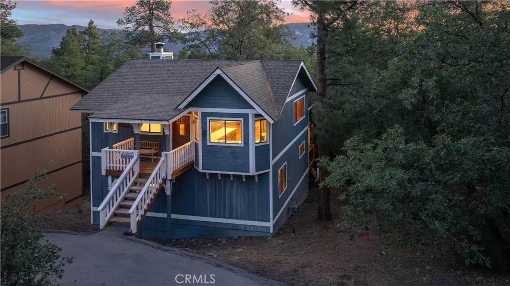 1414 Klamath - Photo 1