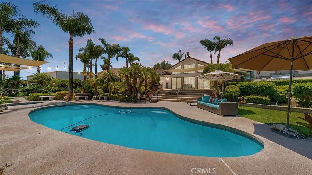 https://bt-photos.global.ssl.fastly.net/sandiego/orig_boomver_2_306763357-1.jpg