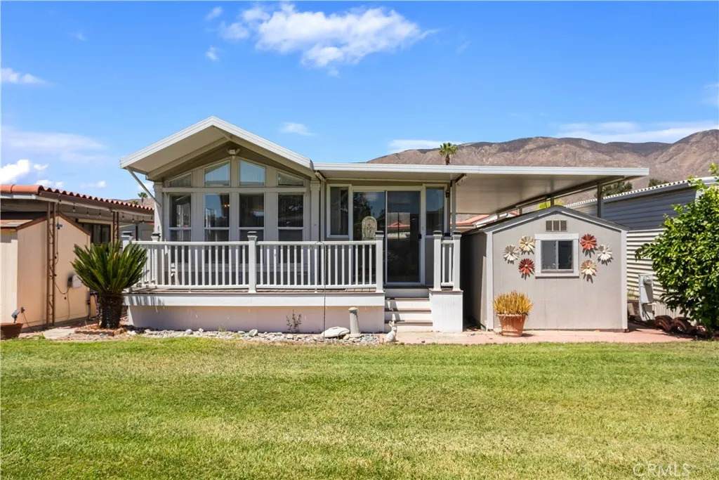 840 Chestnut Drive - Photo 1