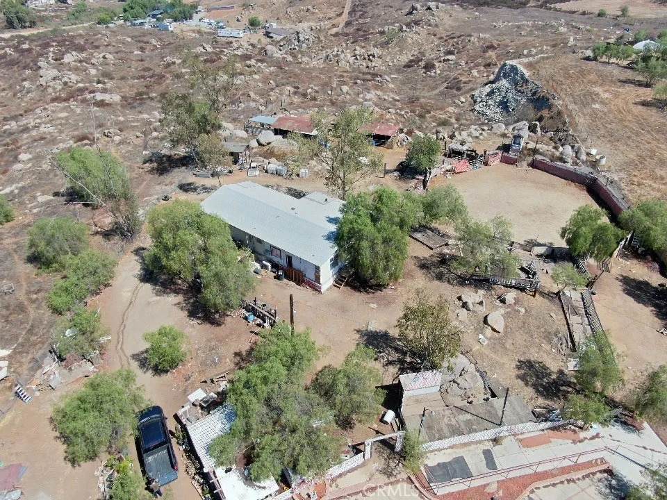 21751 Rogers - Photo 1