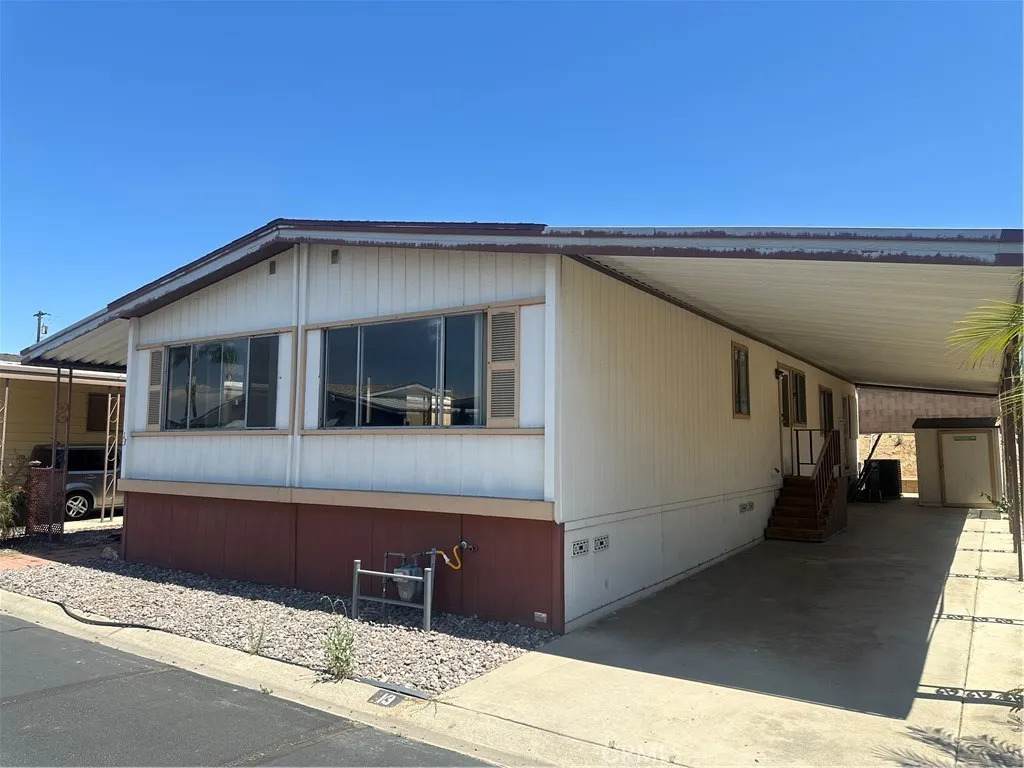 3663 Buchanan - Photo 1