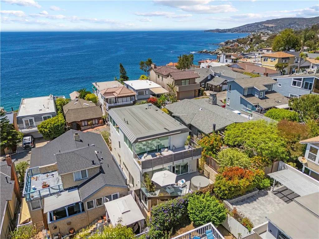 149 Sunset Terrace - Photo 1