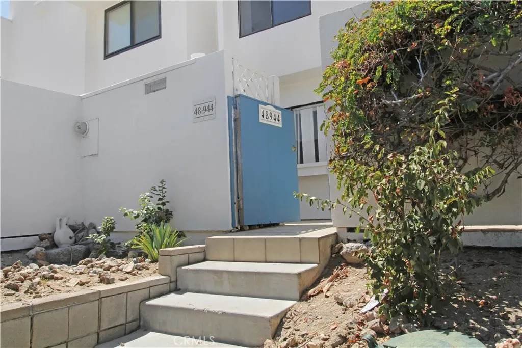 48944 Desert Flower Drive - Photo 1