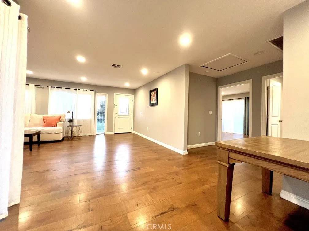 https://bt-photos.global.ssl.fastly.net/sandiego/orig_boomver_2_306779028-1.jpg