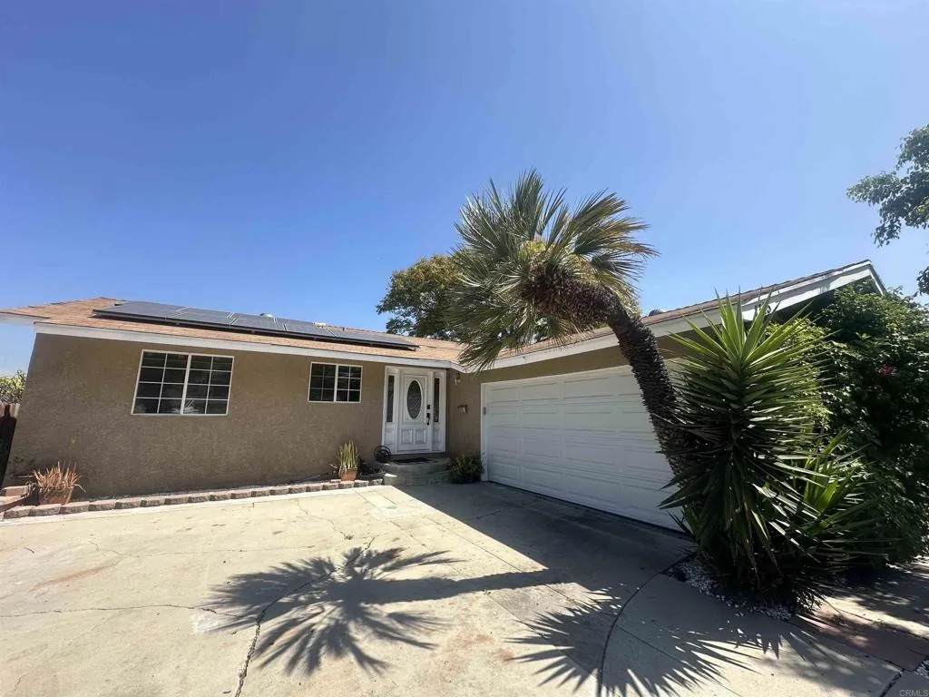 1315 Darby Street - Photo 1