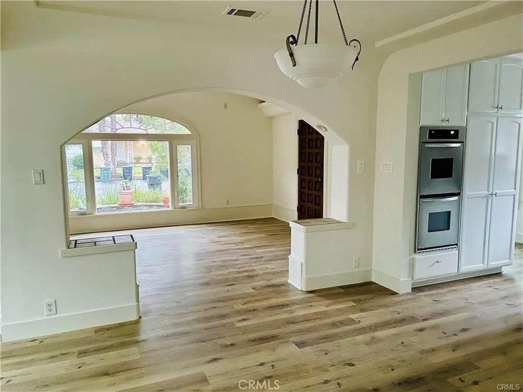 236 Myers - Photo 1