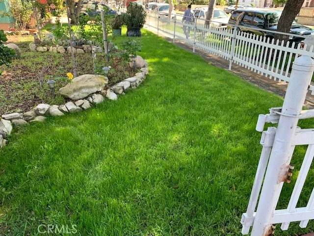 3209 110th Street - Photo 1
