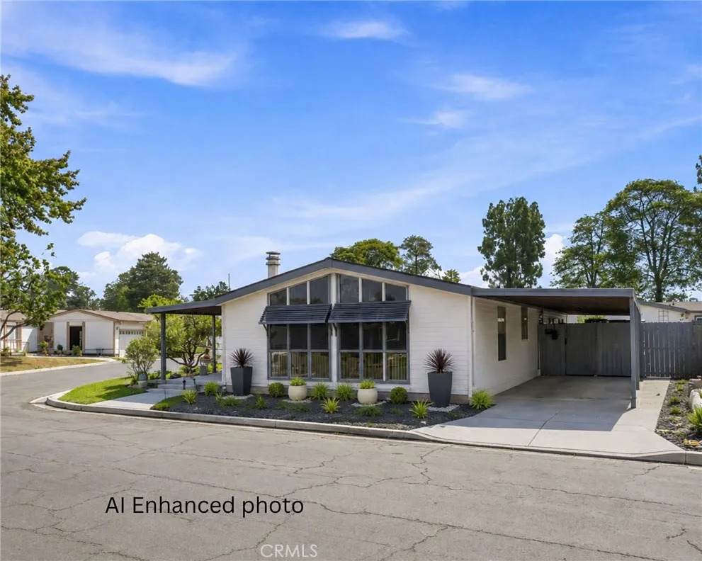 519 Taylor - Photo 1