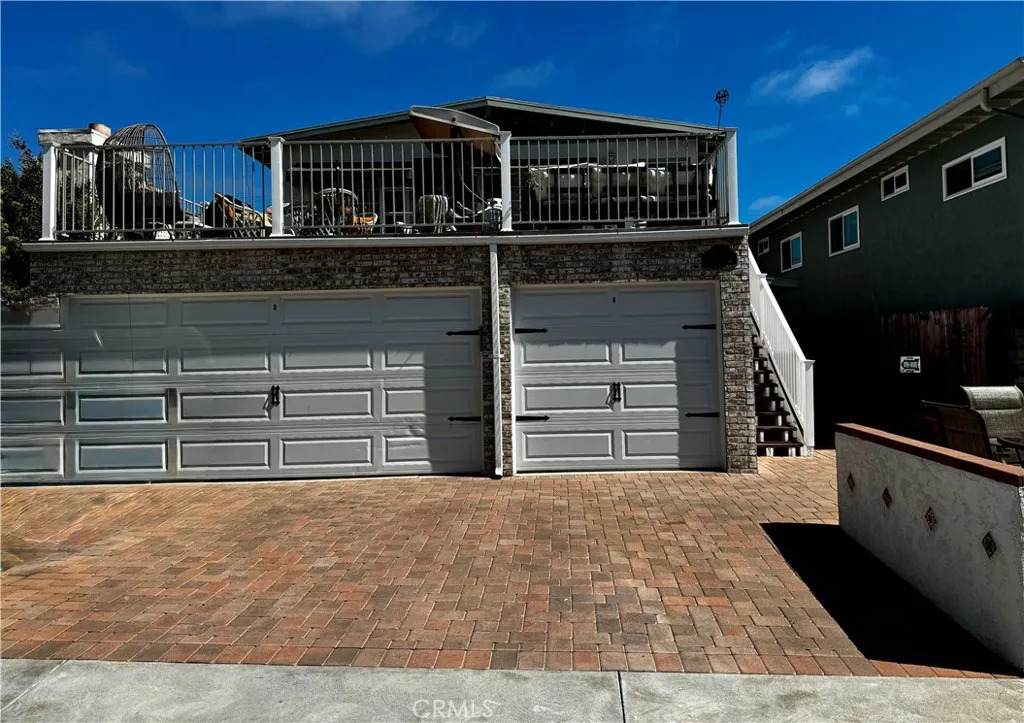 209 Avenida Serra - Photo 1