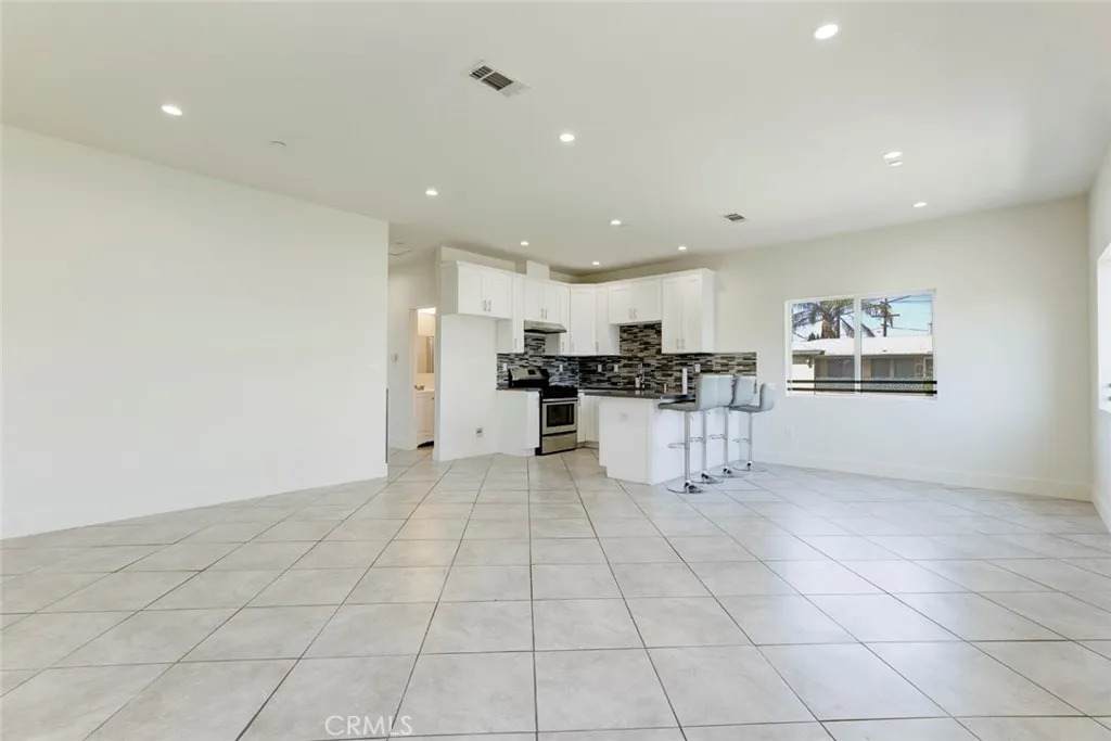 6821 Agnes Ave. - Photo 1