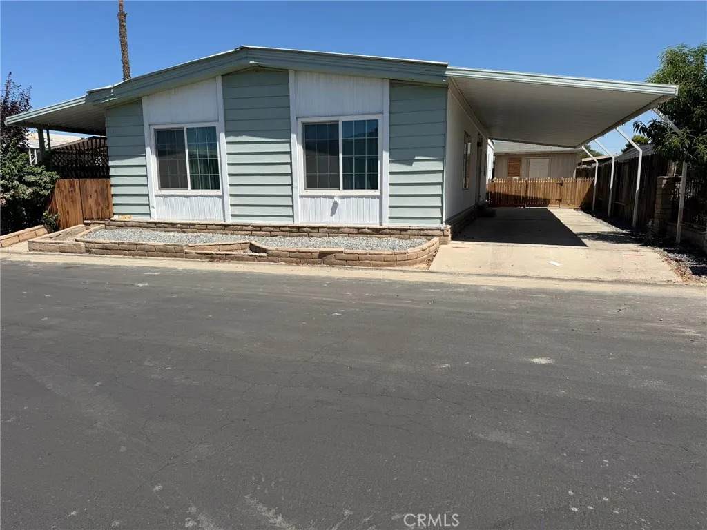 3535 Stine - Photo 1