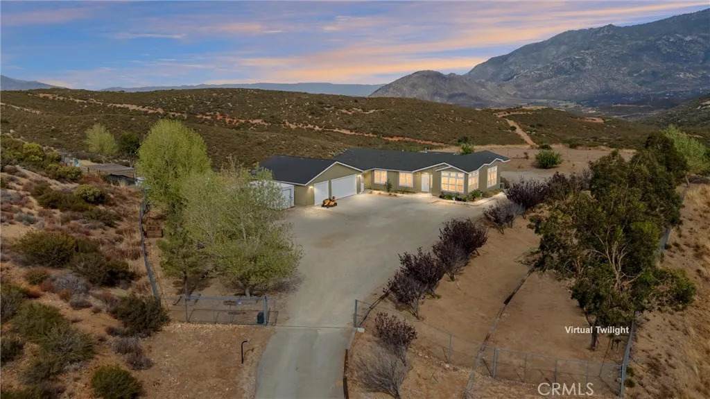 47180 Woodcliff Drive - Photo 1