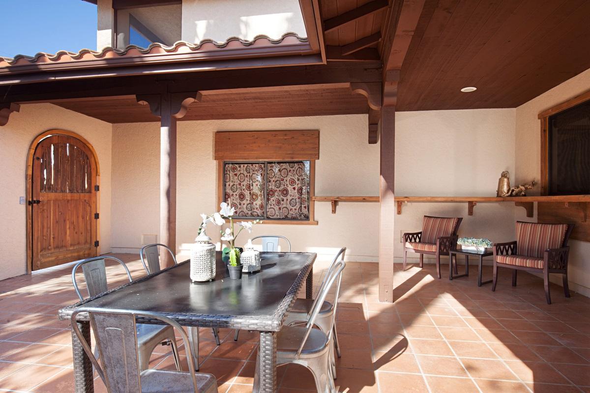 1045 Rainbow Crest - Photo 1