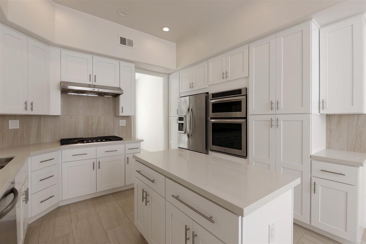 9677 Claiborne Square - Photo 1
