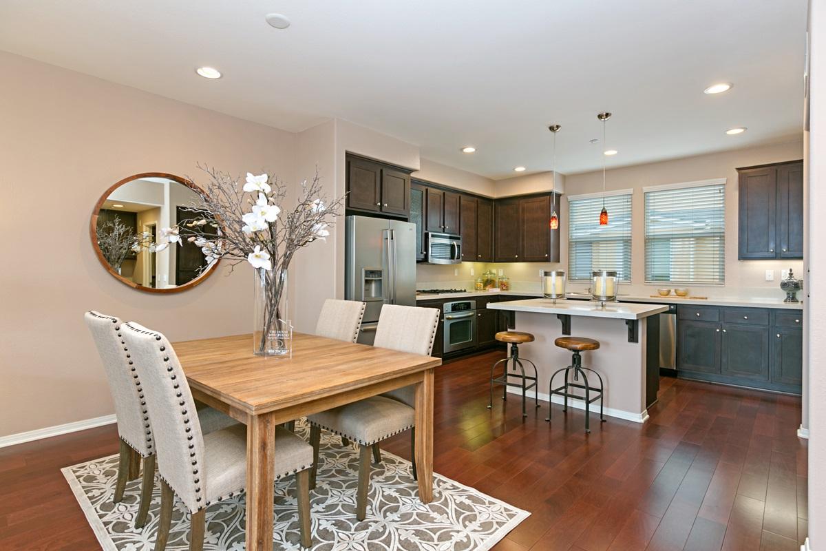 2996 Beachwood Bluff Way - Photo 1