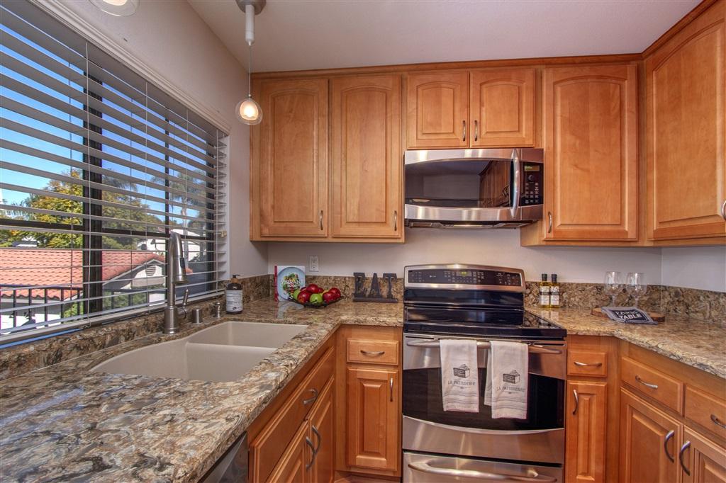 7612 Palmilla Dr - Photo 1