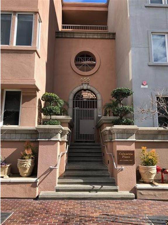 655 Columbia Street - Photo 1
