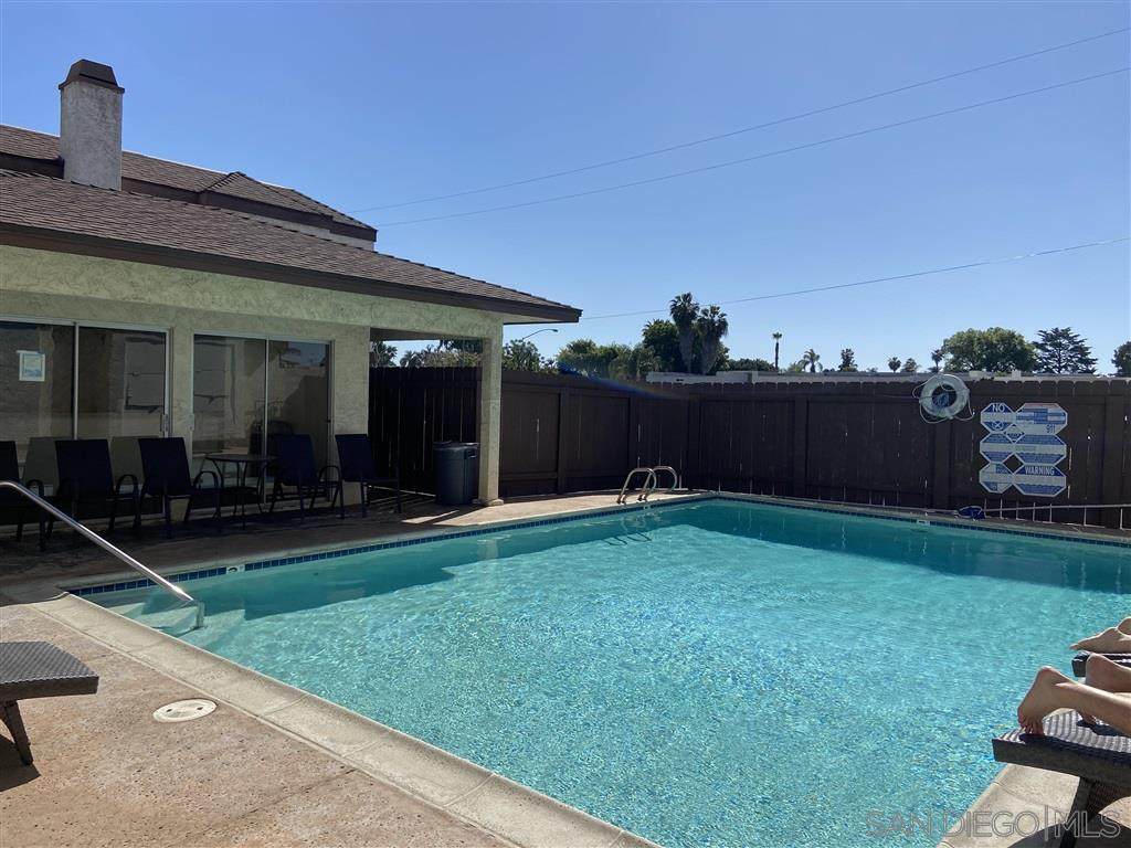 6765 Amherst St - Photo 1