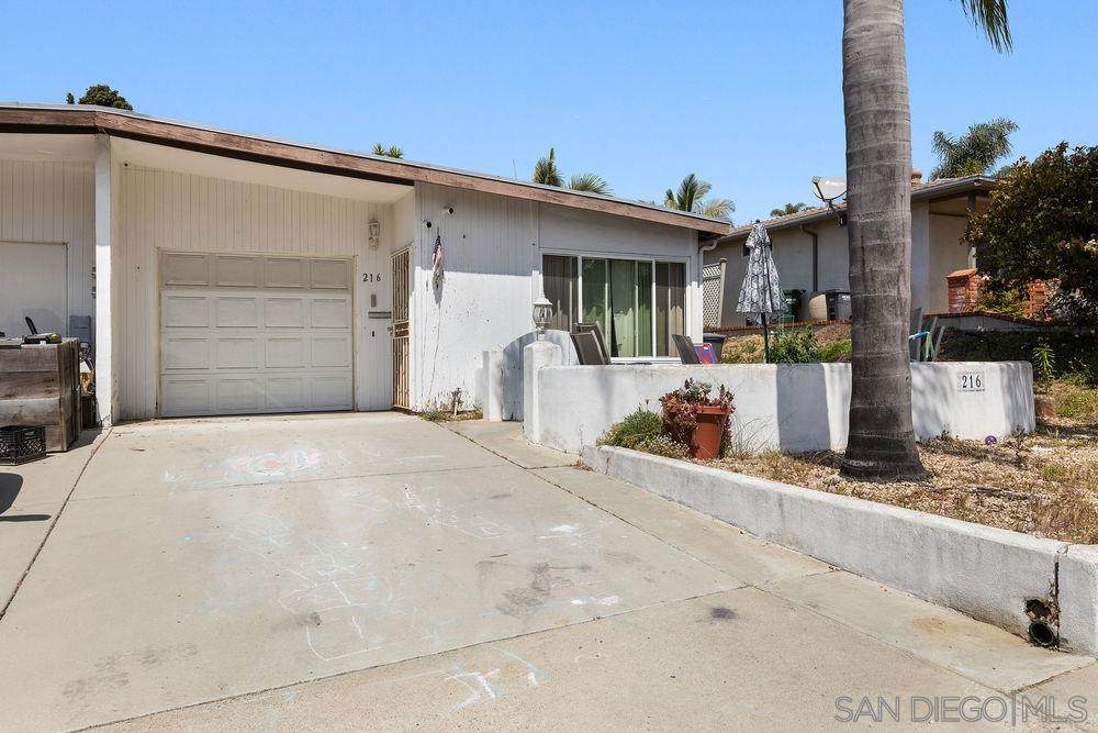 216 Rosebay Dr - Photo 1 216 Rosebay Dr - Photo 1