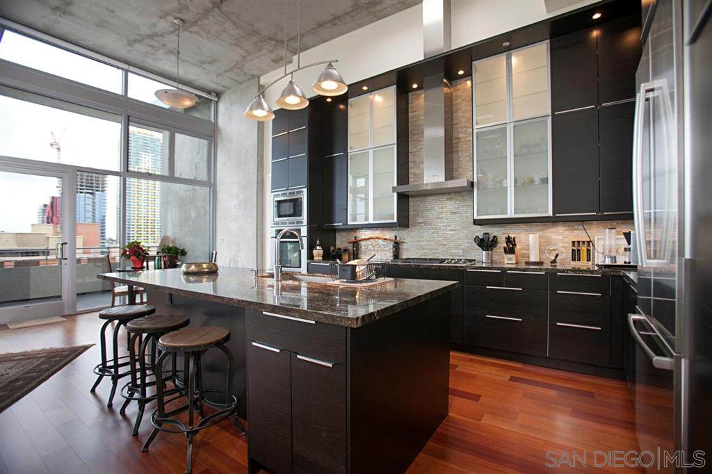 1050 Island Ave - Photo 1