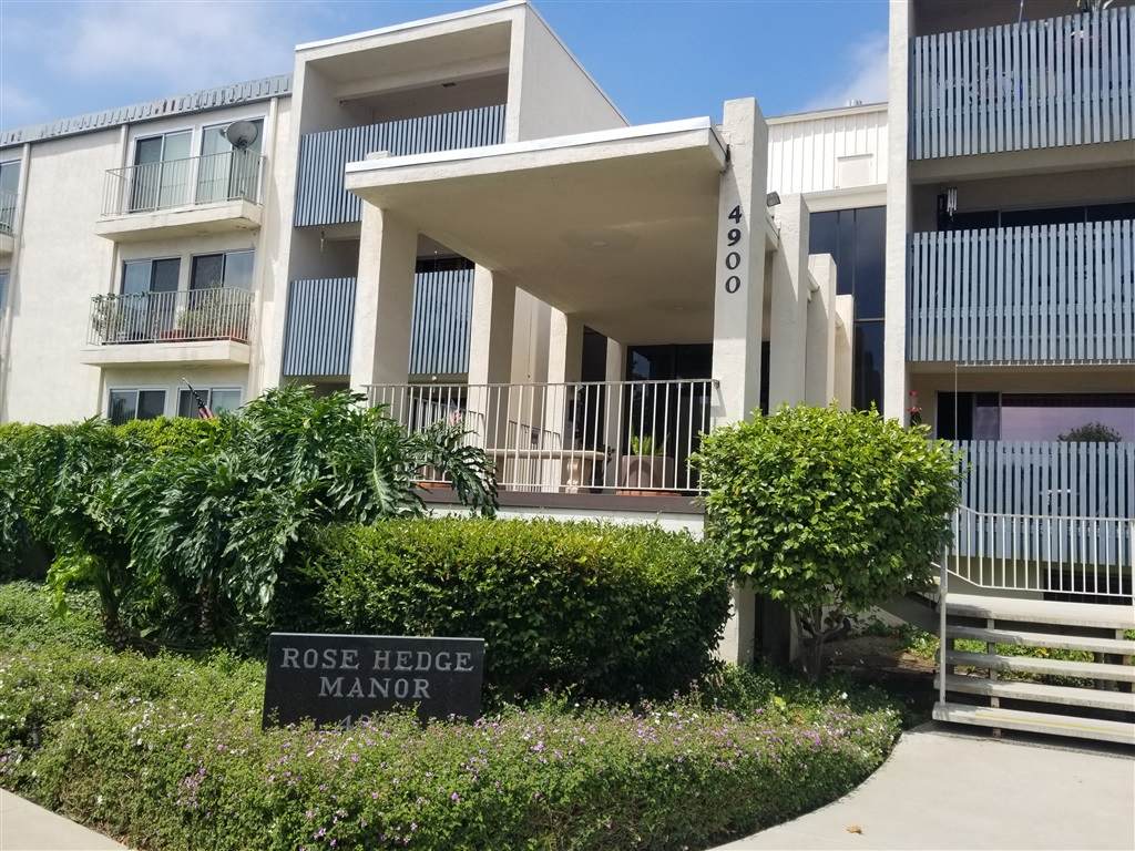 4900 Rosehedge Drive - Photo 1