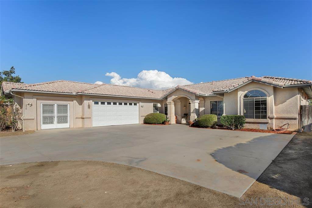 250 Ramona Real - Photo 1