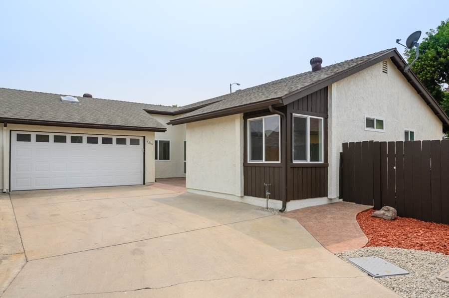 5210 Van Gogh Ln - Photo 1