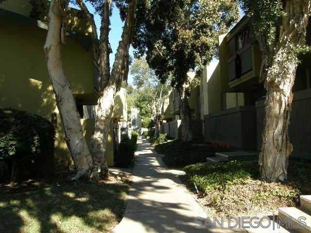 3456 Castle Glen Dr - Photo 1