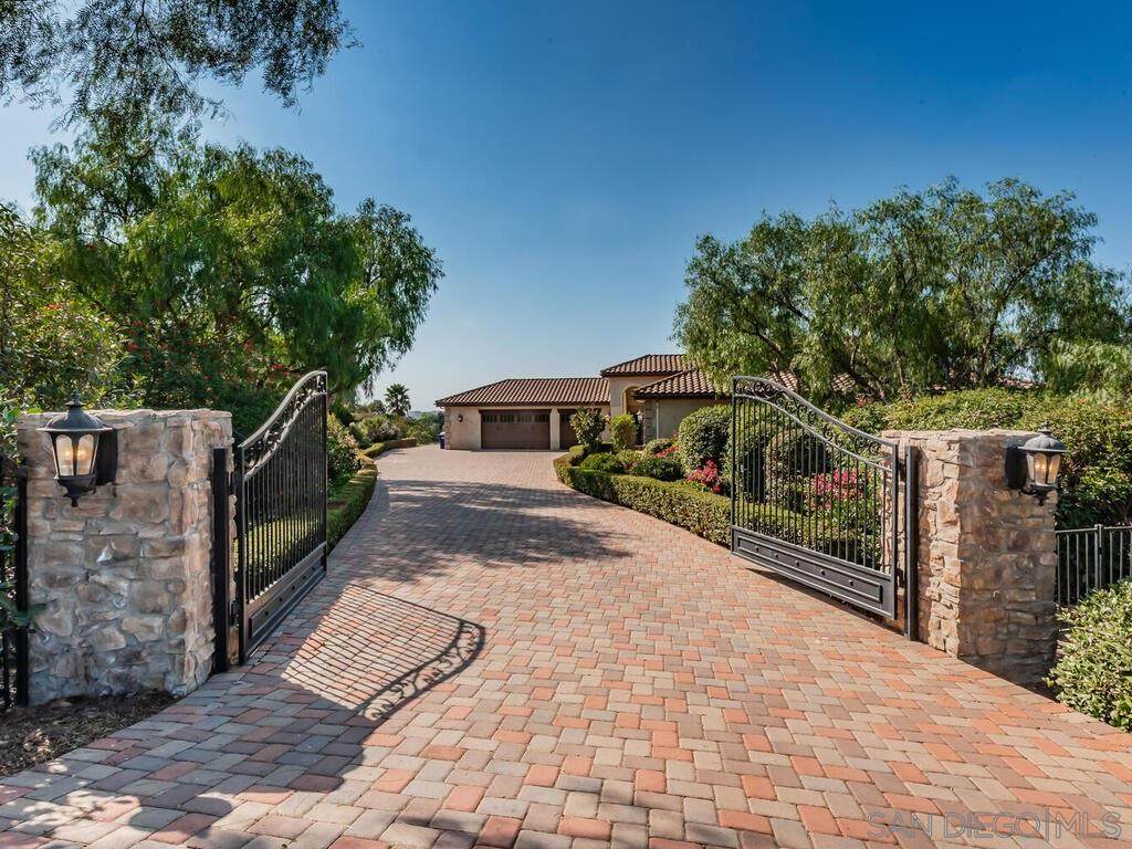 31781 Wrightwood Rd - Photo 1