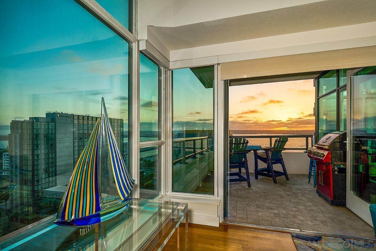 1199 Pacific Highway - Photo 1