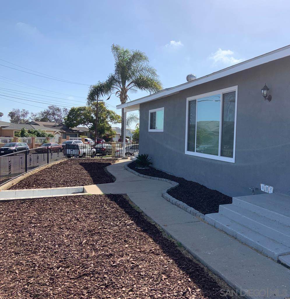 5144 Reynolds Street - Photo 1