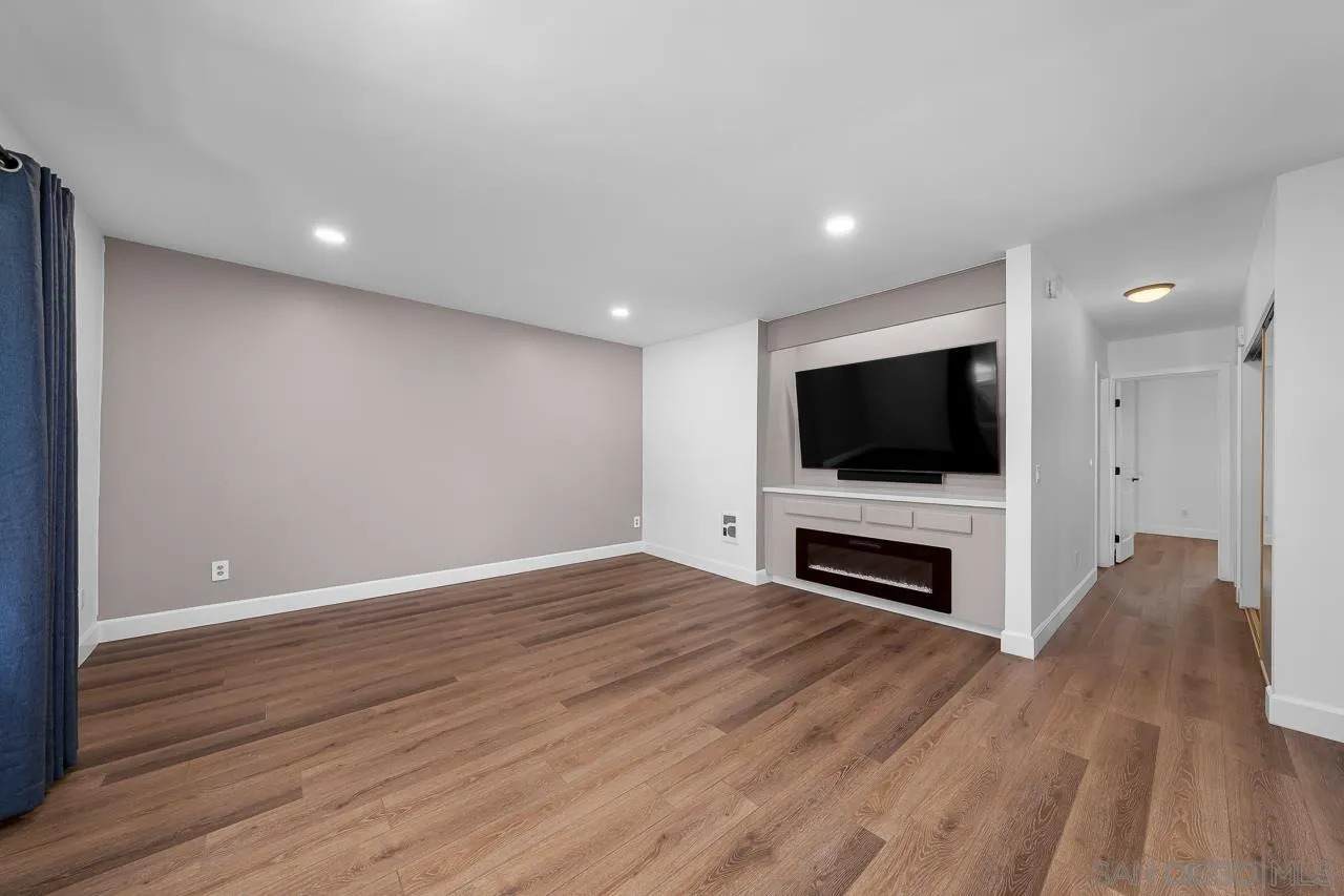 4235 Asher - Photo 1