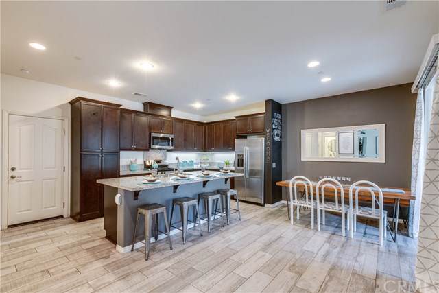 6046 Lyon Street - Photo 1