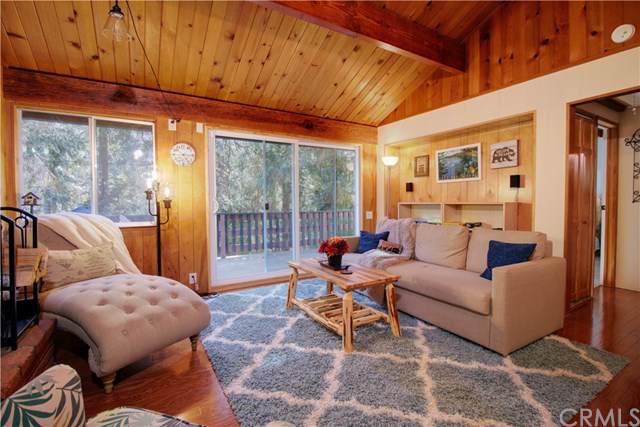 570 Dover Court - Photo 1
